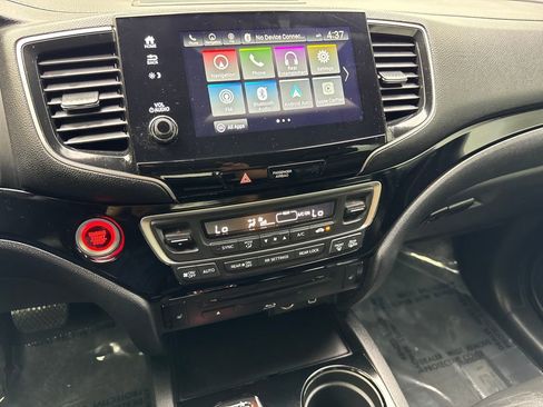 Used 2019 Honda Pilot Touring image 64