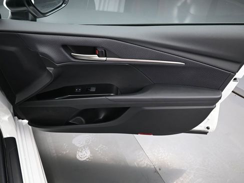 Certified 2025 Toyota Camry SE image 33