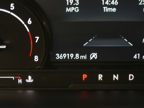 Used 2022 Lincoln Corsair AWD w/ Premium Package image 17