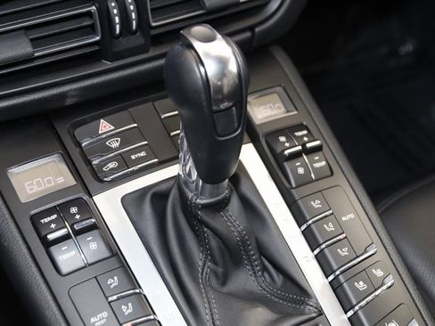 Used 2020 Porsche Macan image 7