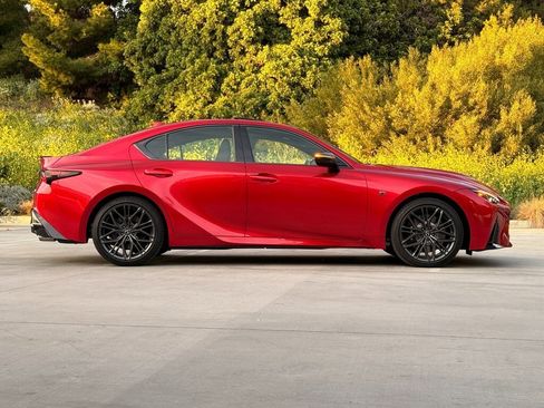 New 2025 Lexus IS 500 image 10