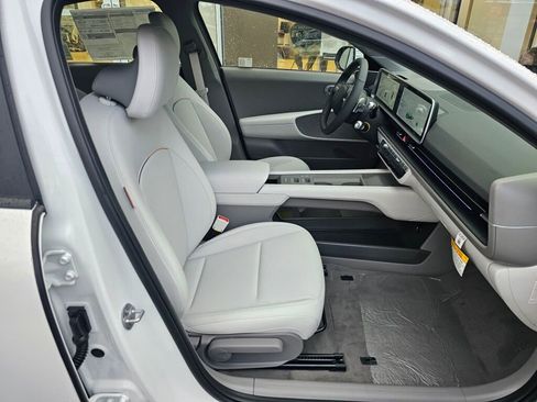 New 2025 Hyundai Ioniq 6 SEL image 10