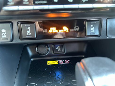 Certified 2024 Toyota RAV4 XSE w/ Advanced Technology Package AWD/4WD image 30