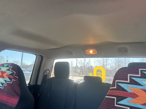 Used 2015 RAM 1500 Express image 13