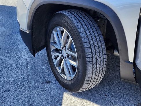 Used 2017 GMC Acadia SLE w/ Driver Alert Package I image 34