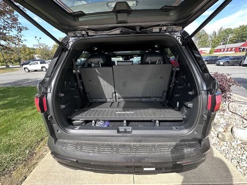 New 2025 Toyota Sequoia Platinum image 17