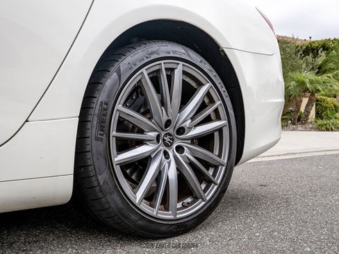 Used 2023 Maserati Quattroporte GT RWD image 56