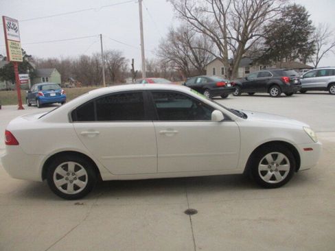 Used 2007 Kia Optima LX image 2