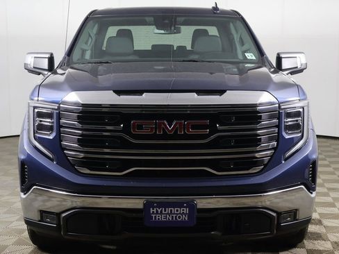 Used 2022 GMC Sierra 1500 SLT w/ Max Trailering Package AWD/4WD image 9