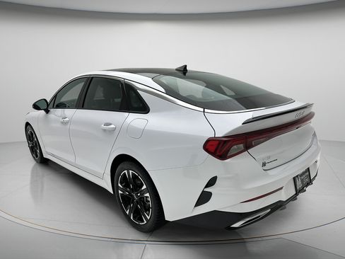 Used 2023 Kia K5 GT-Line FWD image 7