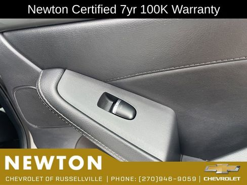 Used 2022 Nissan Maxima SV w/ Floor Mat Group FWD image 30