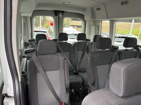 Used 2022 Ford Transit 350 XLT RWD image 20