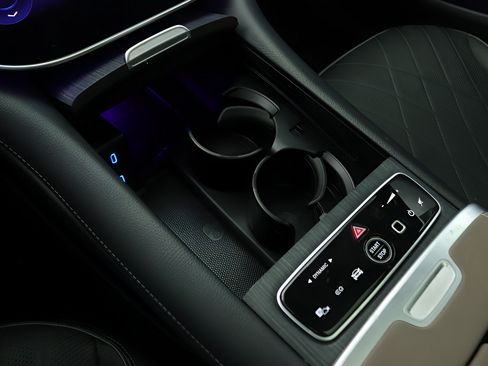 Certified 2023 Mercedes-Benz EQS 580 4MATIC Sedan image 15