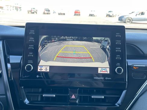 Used 2023 Toyota Camry XLE image 6