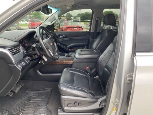 Used 2020 Chevrolet Tahoe LT w/ Max Trailering Package RWD image 12