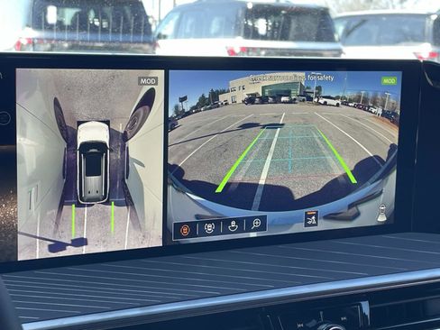 New 2026 INFINITI QX80 Autograph w/ Premium Cargo Package image 15