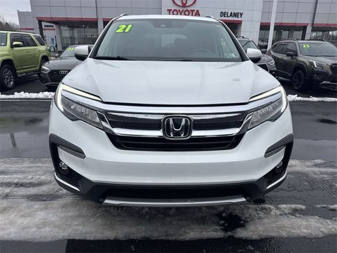 Used 2021 Honda Pilot Touring image 3