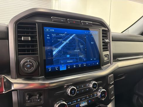 Certified 2022 Ford F150 Lariat w/ Trailer Tow Package AWD/4WD image 22