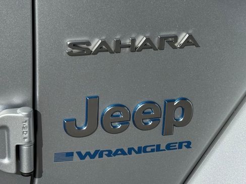 Used 2023 Jeep Wrangler Sahara 4xe image 4