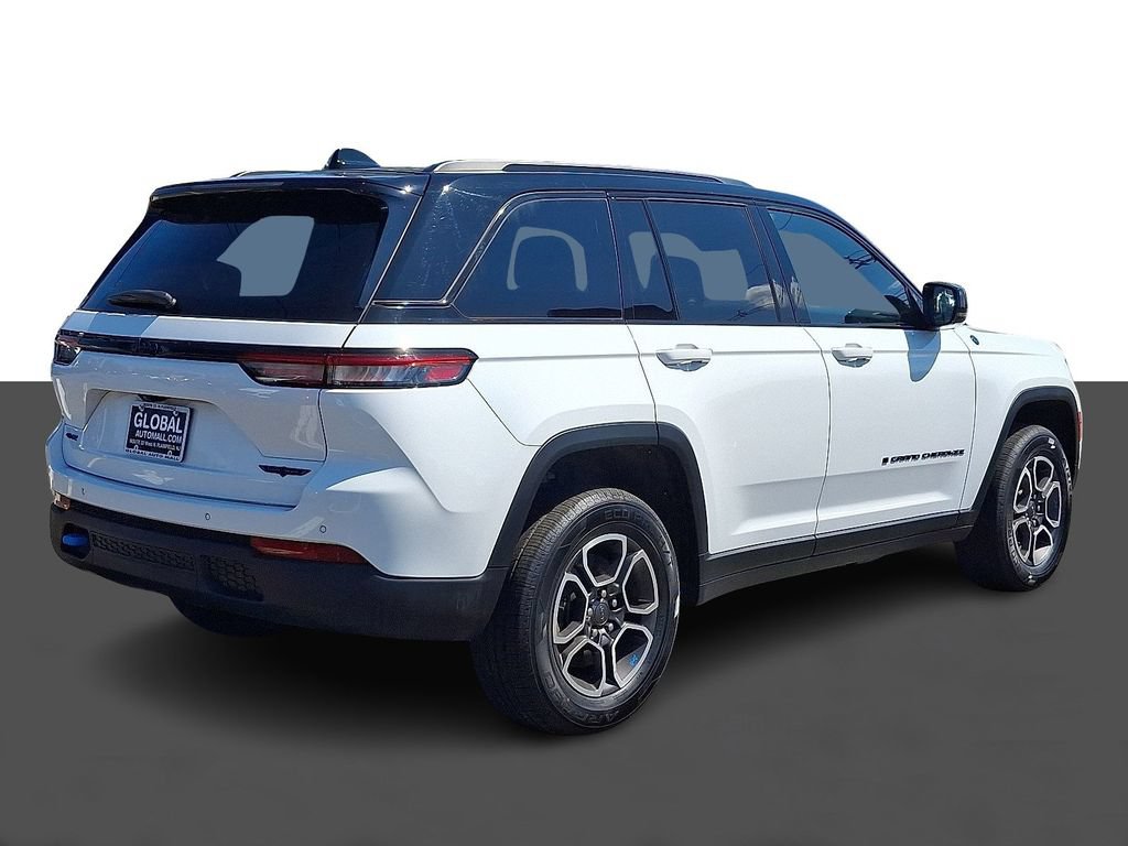 Used 2023 Jeep Grand Cherokee Trailhawk AWD/4WD image 7