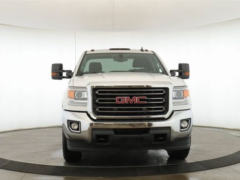 Used 2016 GMC Sierra 3500 SLE w/ SLE Preferred Package image 12