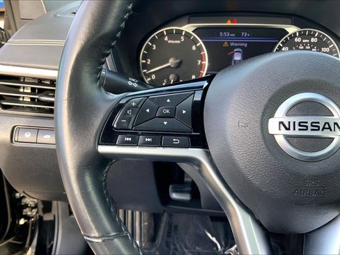 Used 2022 Nissan Altima 2.5 SV w/ SV Premium Package image 23