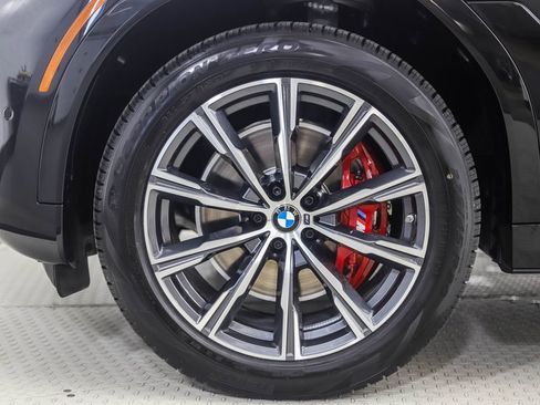 New 2026 BMW X6 xDrive40i w/ Executive Package image 2