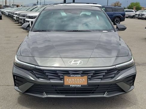 New 2026 Hyundai Elantra SEL Sport FWD image 32