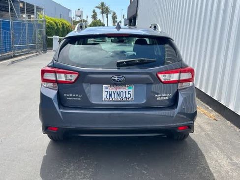 Used 2017 Subaru Impreza 2.0i Premium AWD/4WD image 5