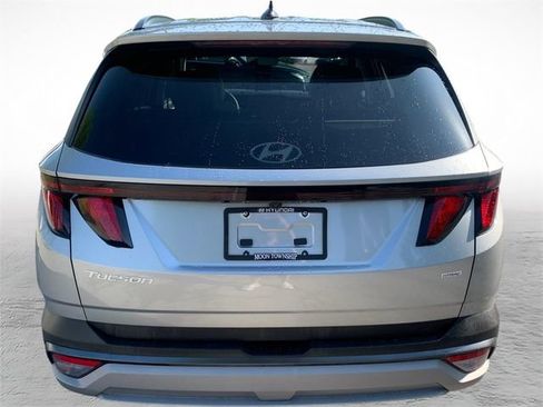 Used 2025 Hyundai Tucson SEL AWD/4WD image 4
