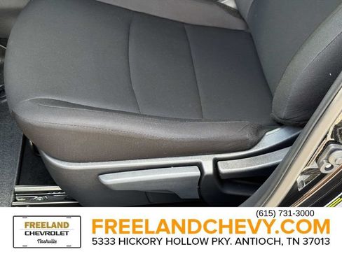 Used 2025 Nissan Sentra S FWD image 22