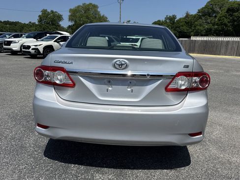 Used 2011 Toyota Corolla LE FWD image 5
