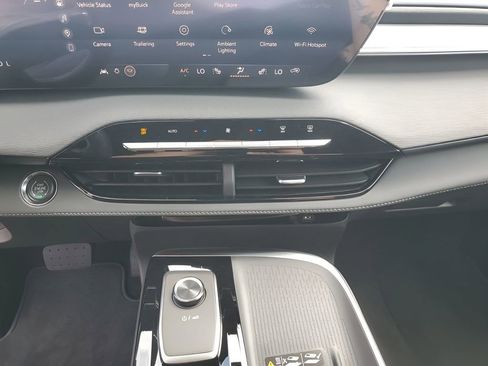 New 2026 Buick Enclave Sport Touring w/ Power Package image 40