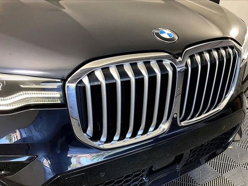 Used 2019 BMW X7 xDrive50i w/ Dynamic Handling Package AWD/4WD image 29