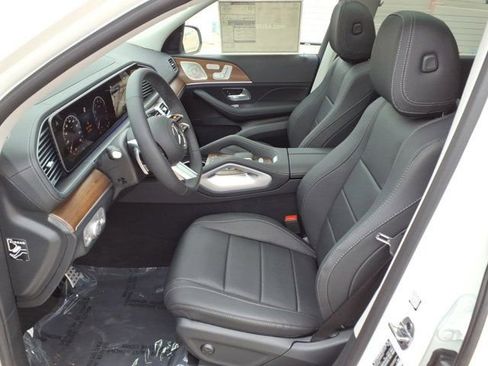 New 2026 Mercedes-Benz GLS 450 4MATIC image 13