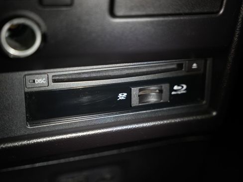 Used 2018 Toyota Sienna Limited Premium image 30