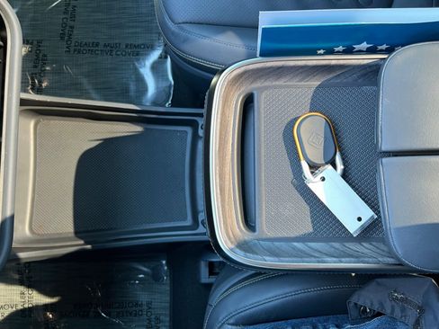 Used 2022 Rivian R1T Adventure image 37