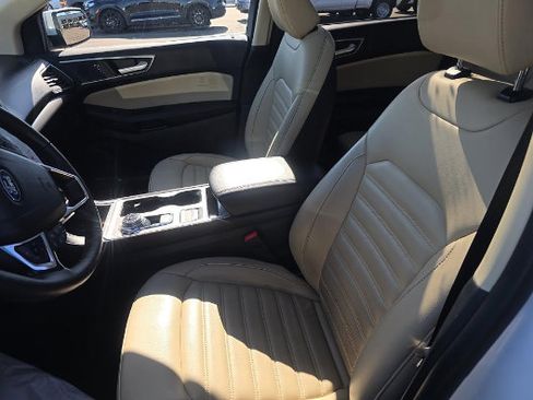 Used 2024 Ford Edge SEL w/ Convenience Package AWD/4WD image 8