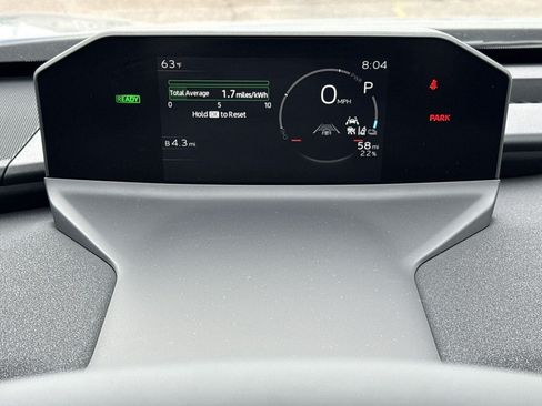 New 2026 Subaru Solterra AWD/4WD image 27