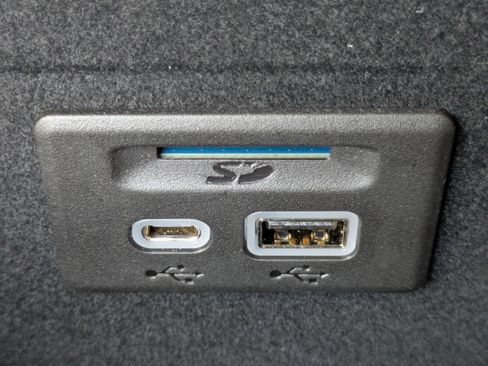 New 2026 Cadillac XT5 Luxury w/ LPO, Floor Liner Package image 28