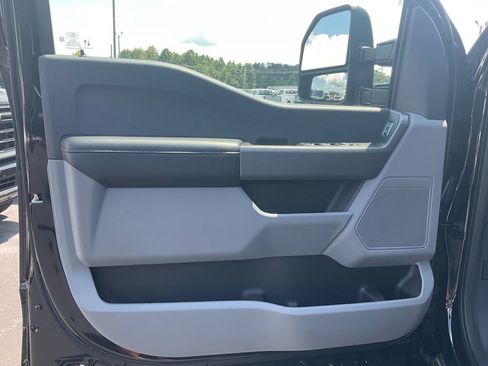 New 2026 Ford F250 XL w/ STX Appearance Package AWD/4WD image 17