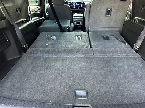 Certified 2024 Chevrolet Traverse LT image 18