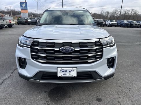New 2026 Ford Explorer Active w/ Active Comfort Package AWD/4WD image 2