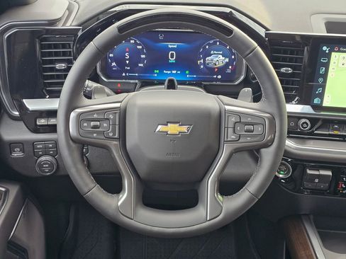 New 2026 Chevrolet Silverado 1500 High Country AWD/4WD image 8