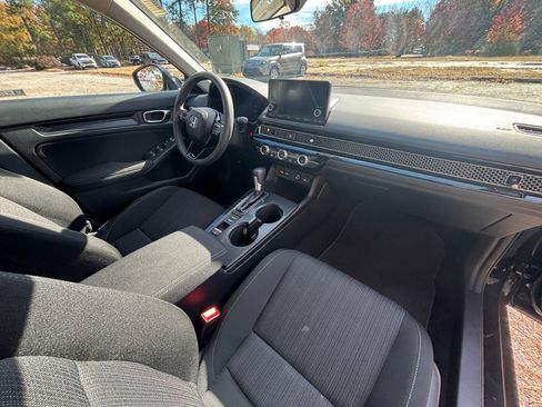 Used 2024 Honda Civic LX image 17