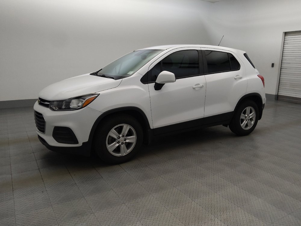 Used 2020 Chevrolet Trax LS w/ LPO, Protection Package FWD image 2