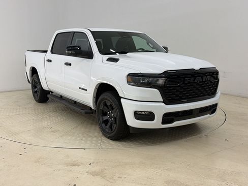 Used 2025 RAM 1500 Big Horn AWD/4WD image 7