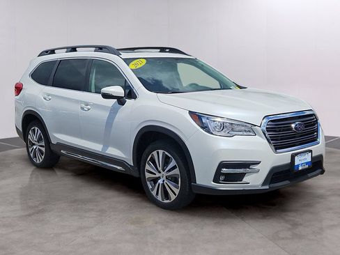 Used 2021 Subaru Ascent Limited w/ Technology Package AWD/4WD image 3