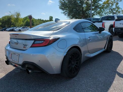 Used 2022 Toyota GR86 RWD image 6