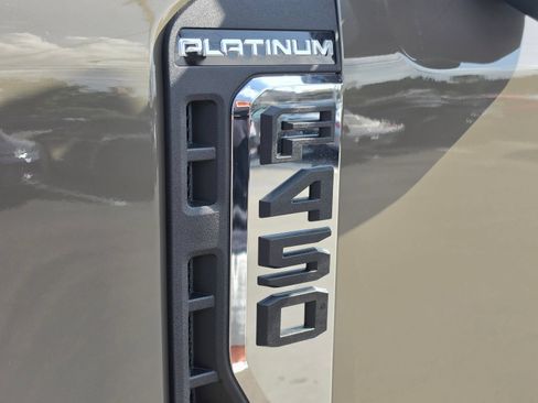 Used 2026 Ford F450 Platinum w/ Platinum Plus Package AWD/4WD image 4